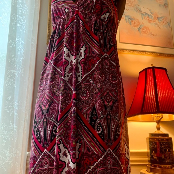 Wet Seal Paisley Women's Maxi Dress - Picture 3 of 9